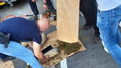 UHAPŠENI PRILIKOM PRIMOPREDAJE: U policijskoj akciji pala dvojica narko-dilera sa 5 kg kokaina