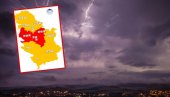 IDE SA ZAPADA KA ISTOKU: Upaljen crveni meteoalarm -  Superoluja ne prestaje da preti Srbiji