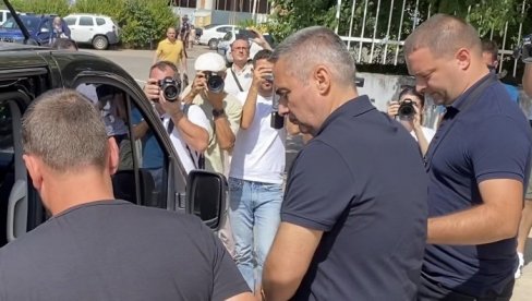 NAKON VELJOVIĆA UHAPŠEN NIKOLA MRKIĆ: Policija traga za bratom Nikšićanina