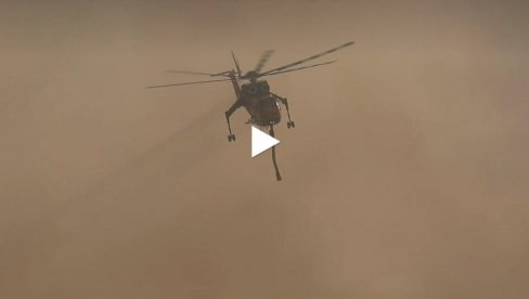 VATROGASNI helikopteri se bore sa vatrenom stihijom: Rodos i dalje u plamenu