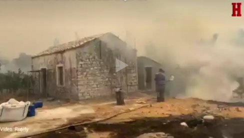 ПОЖАРИ НЕ ПРЕСТАЈУ НИ НА КРФУ: Мештани се боре да угасе ватру
