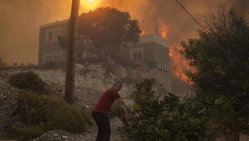 OGLASIO SE BRISEL PA POSLAO VAŽNU PORUKU: Požar u Grčkoj proglašen najvećim ikada zabeleženim u EU
