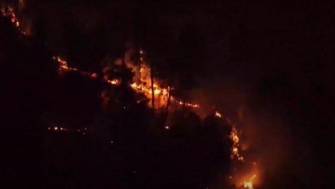 POPULARNO TURSKO ODMARALIŠTE GORI VEĆ 36 SATI: Vetar pogoršava situaciju, vatra progutala 180 hektara šume (VIDEO)