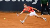 ЂЕРЕ ГАЗИ РЕДОМ: Српски тенисер разбио Аргентинца за полуфинале Кицбила