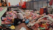 ЦАРИНИЦИ ЗАПЛЕНИЛИ РОБУ ВРЕДНУ 3,5 МИЛИОНА ДИНАРА: Камион превозио 4 тоне непријављеног текстила