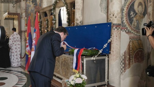 МАНАСИЈА ЧУВА УСПОМЕНУ НА ДЕСПОТА СТЕФАНА: Министар Селаковић на обележавању Лазаревићеве смрти