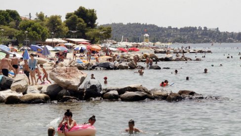 GRCI IM TRAŽILI DOPALTU ZA KORIŠĆENJE KLIME: Srpske turiste dočekalo neprijatno iznenađenje na odmoru