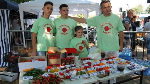 “SUPER LJUTI IZAZOV“: Takmičenje u jedenu ljutih papričica 19. avgusta u Ćupriji (FOTO)