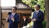 POTVRDILI SMO IZUZETNE ODNOSE IZMEĐU SRBIJE I SEVERNE MAKEDONIJE: Predsednik Vučić objavio snimak susreta sa Pendarovskim (VIDEO)
