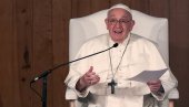ОВО СЕ ДОГАЂА ВЕОМА РЕТКО: Папа Фрања разрешио дужности римокатоличког бискупа