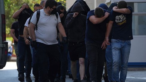 ŠOK: Zatvor za svih 105 huligana! Nastavlja se istraga za ubistvo navijača AEK