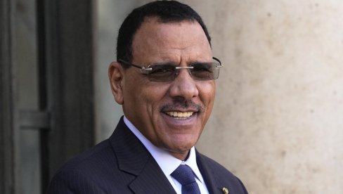 ПРЕМИЈЕР ПУЧИСТА У НИГЕРУ ИМА ЈЕДНУ ЖЕЉУ: Нада се скорашњем састанку са свргнутим председником Мохамедом Базумом