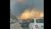 ЉУДИ ПАНИЧНО БЕЖЕ, ЕВАКУИСАНИ КАМПОВИ: Велики пожар на југу Француске, ватрогасци се боре са стихијом (ВИДЕО)