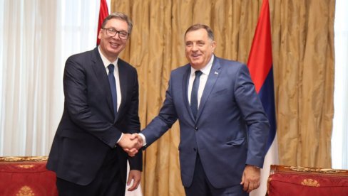 VUČIĆ POKAZAO DRŽAVNIČKO MAJSTORSTVO Dodik: Predsednik Srbije u Atini odbranio nacionalne i državne interese
