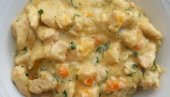 RUČAK ZA DANAS: Piletina u sočnom belom sosu i pire krompir - jelo kojem deca ne mogu da odole