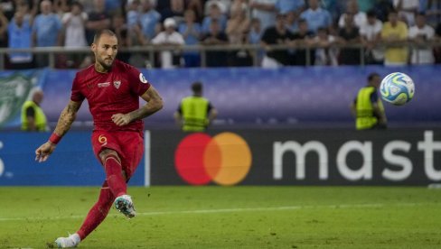 VELIKI PEH ZA SRBINA: Nemanja Gudelj se povredio na utakmici Sevilje