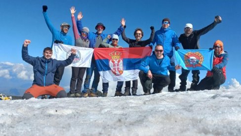 USPON U ČAST 75 GODINA OD OSNIVANJA: Planinarsko društvo Pobeda prvo u Srbiji osvojilo Batardjuzju, najviši vrh Azerbejdžana