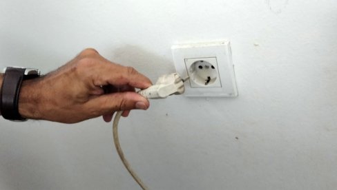 DEO PODBARE BEZ STRUJE: Radovi na električnoj mreži u Novom Sadu