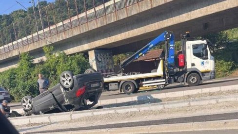 PAROLA REŠIĆU TO BRZO NE MOŽE U SAOBRAĆAJU: Nesreće na putevima u Srbiji sve češće, evo šta kaže stručnjak