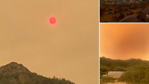 NADREALNI PRIZORI SA POZNATOG GRČKOG OSTRVA: Sunce odjednom postalo crveno, turisti u šoku