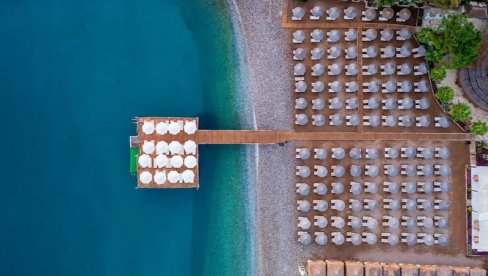У ЛЕПОМ, ЗЕЛЕНОМ, КЕМЕРУ, НА СВОЈОЈ ПЛАЖИ: Turkiz Deluxe Resort 5*  је реновиран прошле године и спреман за нове госте