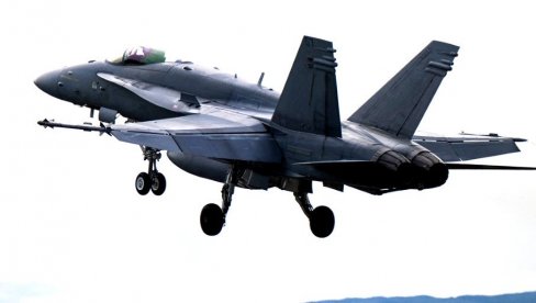 SRUŠIO SE AMERIČKI BORBENI AVION: F-18 pao tokom obuke, oglasio se i Pentagon