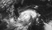 САОЛА СВЕ БЛИЖА ОБАЛИ: Објављен сателитски снимак кретања разорног тајфуна (ВИДЕО)