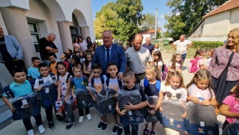 СУСРЕТ ПОВОДОМ НОВЕ ШКОЛСКЕ ГОДИНЕ: Традиционални састанак градоначелника Лесковца са директорима школа