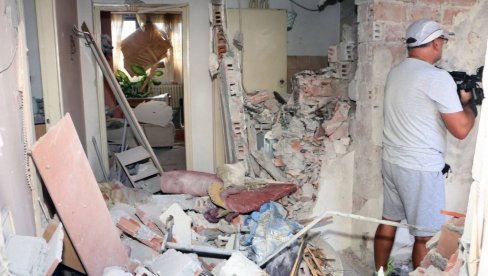 САМО РУШЕВИНЕ: Погледајте шта је остало од станова у згради након експлозије у Смедереву (ФОТО)