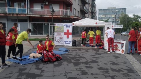СВЕТСКИ ДАН ПРВЕ ПОМОЋИ: Параћински Црвени крст обележиће га јавним часом