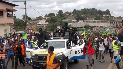 NOVE ODLUKE U GABONU: Hunta imenovala premijera prelazne vlade