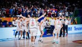 NIGDE BEZ TROBOJKE! Fantastična atmosfera srpskih navijača uoči finalnog meča Srbije i Nemačke na Mundobasketu (VIDEO)