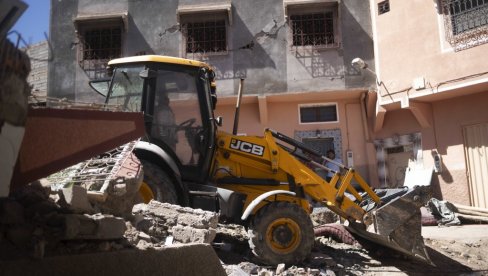 LOŠIM VESTIMA NEMA KRAJA: Broj poginulih u Maroku nakon razornog zemljotresa porastao na 1.037 (VIDEO)