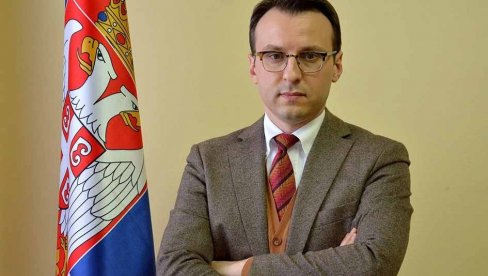 PETKOVIĆ PORUČUIO NOVOJ S: Srbija je demokratska država, možete da pišete šta hoćete