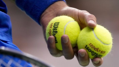 DEBAKL KAKAV TENISKI SVET NE PAMTI: Peti teniser planete ponižen kao nikada do sada