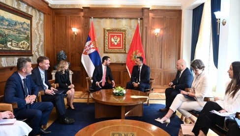 МОМИРОВИЋ: Црна Гора и Србија имају снажне заједничке економске интересе (ФОТО)
