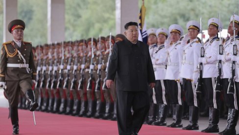 КИМ И ДАЉЕ У РУСИЈИ: Лидер Северне Кореје наставља посету дугу чак недељу дана