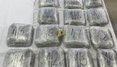 UHAPŠEN DILER NA NOVOM BEOGRADU: Prilikom pretresa pronađeno preko 300 paketića marihuane
