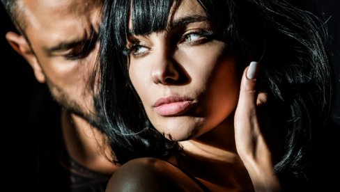 PAZITE SE FINANSIJSKIH I EMOTIVNIH PREVARA Astro savet za ponedeljak, 22. septembar: Evo koja tri znaka su na udaru Marsa u Škorpiji