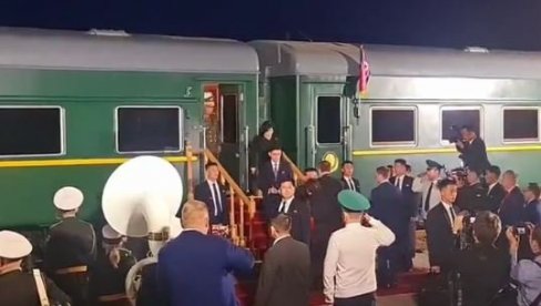 КИМ ЏОНГ УН ПУТУЈЕ ЗА ПЕКИНГ: Специјални воз севернокорејског лидера прешао кинеску границу
