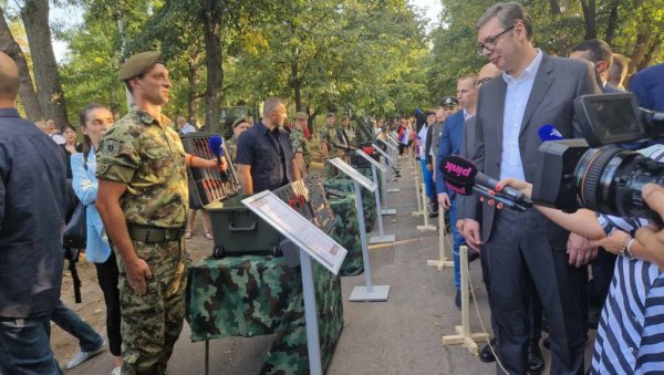 ЈАКА ВОЈСКА ЈЕ ГАРАНТ МИРА Министар Вучевић најавио даље наоружавање: Све што војска Србије види да би била јача, ми ћемо набавити