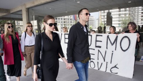 MIKA I MILENA STIGLI U SUD: Glumica daje iskaz, nastavlja se suđenje Miroslavu Aleksiću (FOTO)