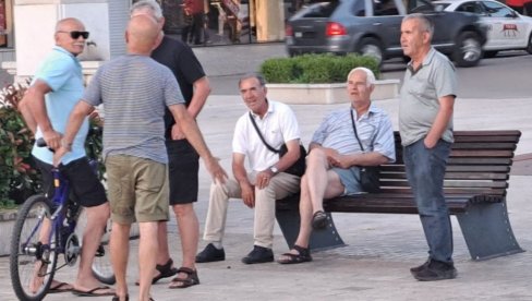 DOK DOĐE DO ISPLATE, NIŠTA OD POVEĆANJA PENZIJA: Muke najstarijih sugrađana u Crnoj Gori