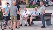 DOK DOĐE DO ISPLATE, NIŠTA OD POVEĆANJA PENZIJA: Muke najstarijih sugrađana u Crnoj Gori