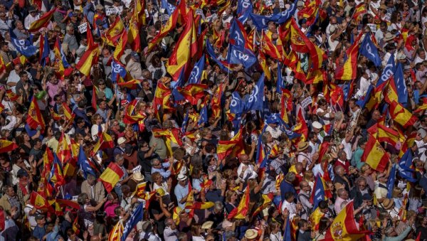 ПРОТЕСТИ У ШПАНИЈИ: Траже оставку премијера