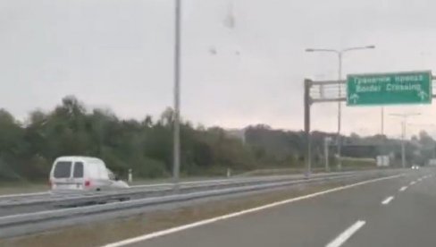 LJUDSKA GLUPOST NEMA GRANICA: Pojavio se novi snimak vožnje na auto-putu u kontra smeru (VIDEO)