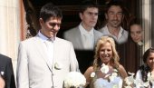 СЛИКЕ СА СВАДБЕ ДАРКА МИЛИЧИЋА: Венчаница је и сад хит, а млада и трудна Адријана Лима су се баш промениле (ФОТО)