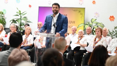 FESTIVAL STVARALAŠTVA STARIJIH ZLATNO DOBA: Spoj tradicije, druženja i pokazivanje kreativnosti najstarijih građana