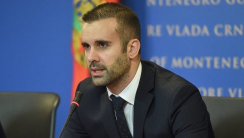 JEVROSIMA PLATILA CEH Predsedništvo PES isključilo poslanicu Pejović iz partije zbog neposlušnosti