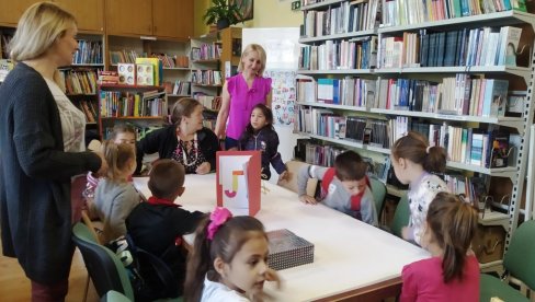 „ВЕЛИКО СРЦЕ ДЕЦЕ СРБИЈЕ“: Библиотека у Параћину отворила врата за предшколце у оквиру „Дечје недеље“ (ФОТО)